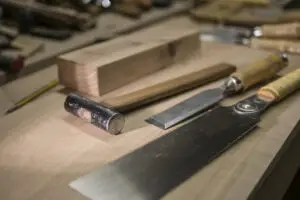 vecteezy saw chisel and mallet