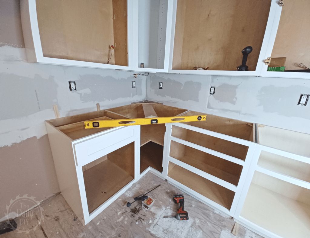 kichen cabinet